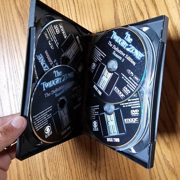 The Twilight Zone - The Complete Definitive Collection Season 5 (DVD) Paramount - Picture 3 of 3